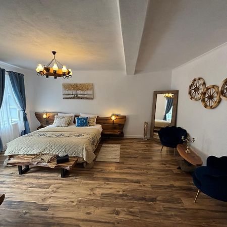Blue House Citadel Elite Sighisoara Apartment Bagian luar foto
