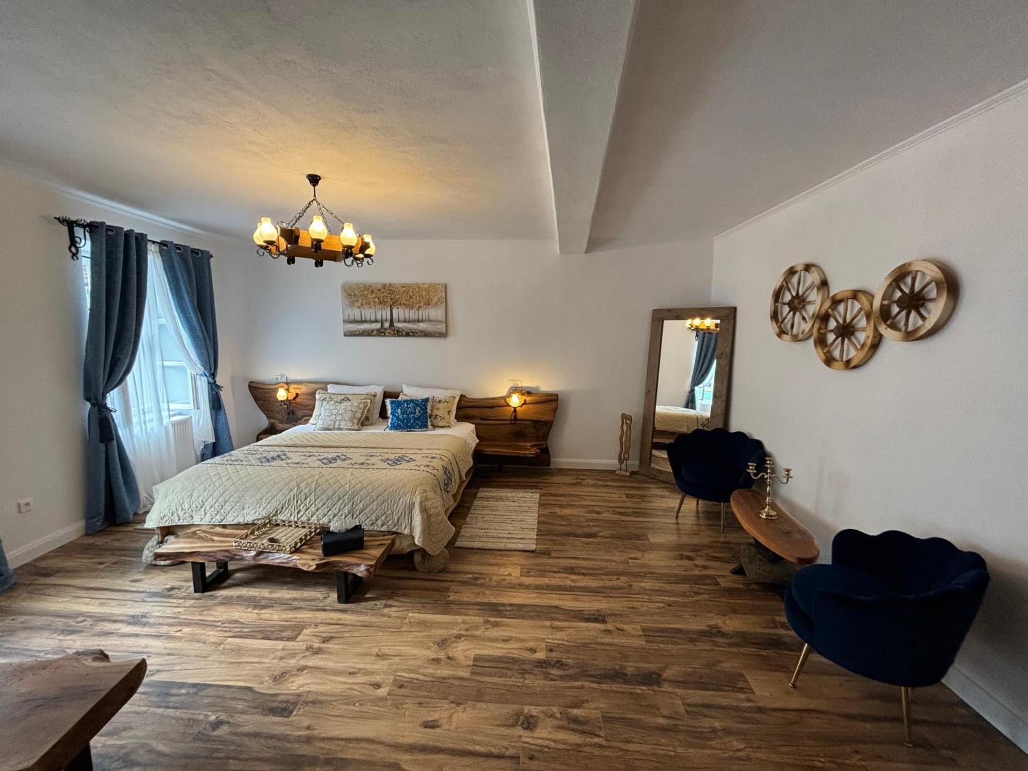 Blue House Citadel Elite Sighisoara Apartment Bagian luar foto
