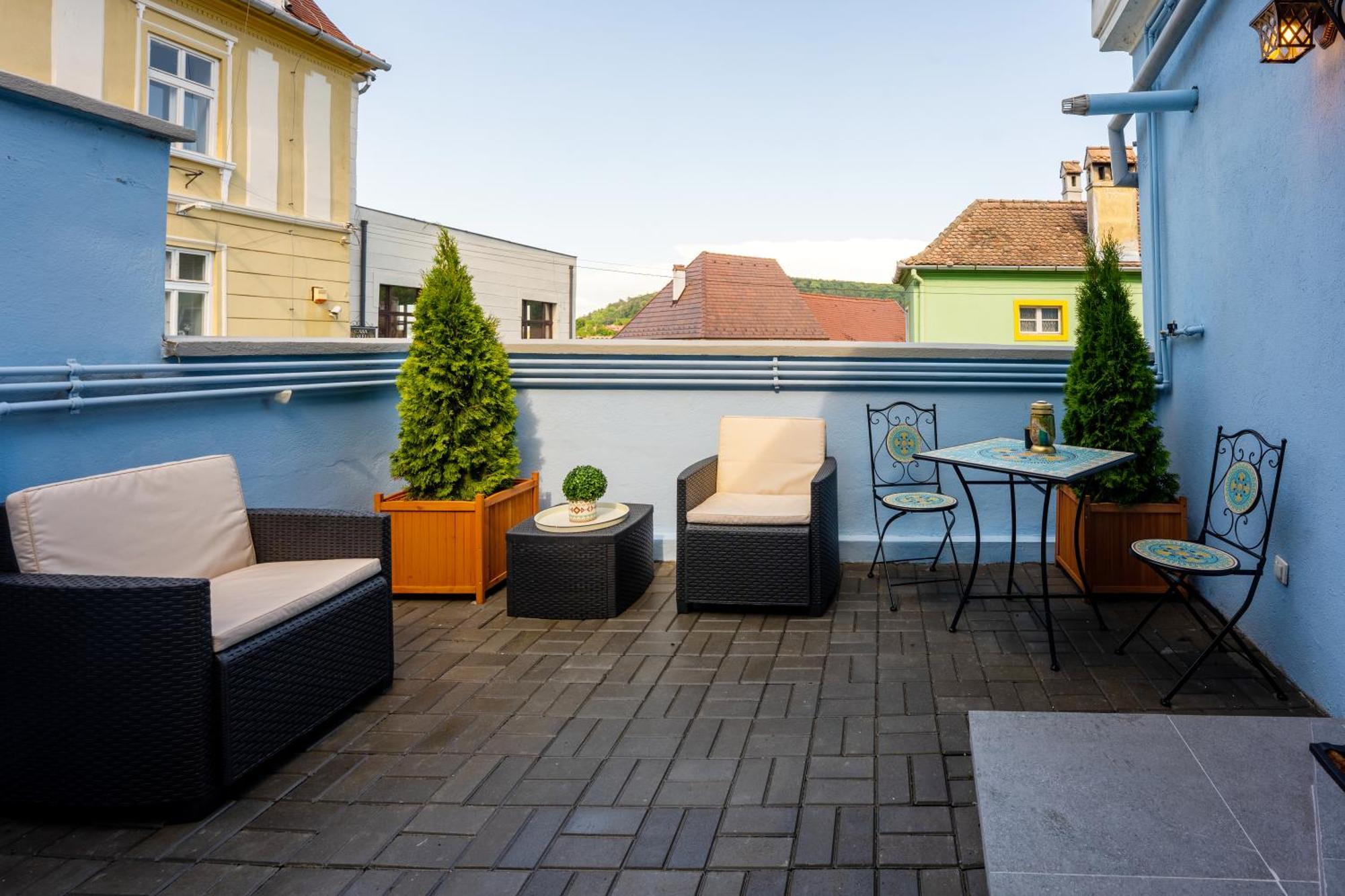 Blue House Citadel Elite Sighisoara Apartment Bagian luar foto